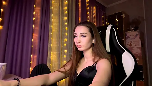 HollyPaw's Live XXX Chat