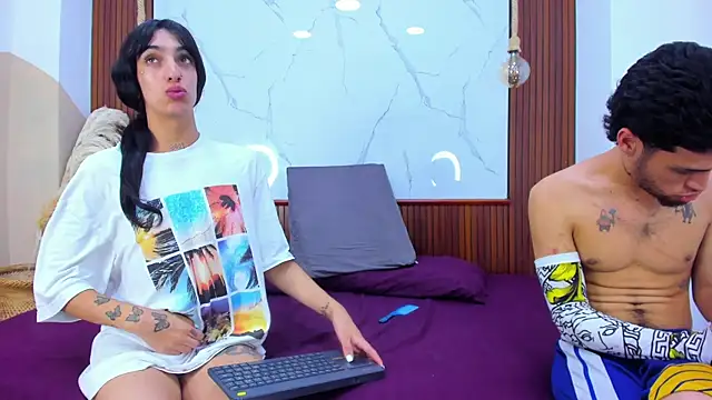 Loversinfire2のライブXXXチャット