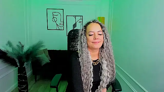 SamanthaReider: онлайн-секс-чат