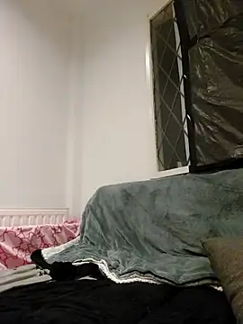 Spatgirl Adlı Modelin Canlı XXX Sohbeti