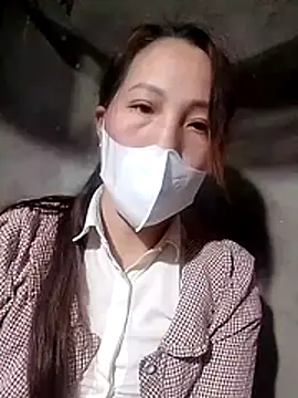 Gummiesu 现场XXX聊天