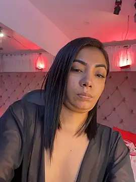 Auri__'s Live XXX Chat