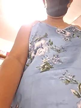 Loreanegel_kissme105's Live XXX Chat