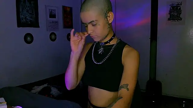 alex_one888 Webcam Show