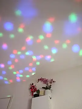 AMYRA_HOT 即時 XXX 聊天