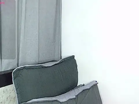 Show modela celestegilbert na web-kameri