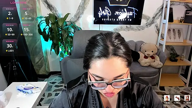 CelesteBrucee's Live XXX Chat