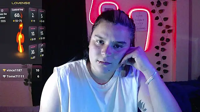 Nika_1_のライブXXXチャット