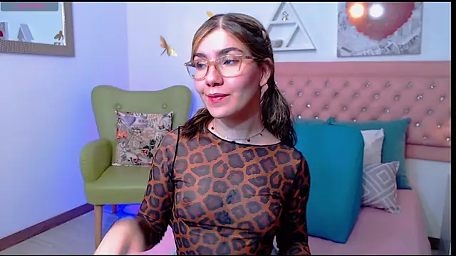 AriLumi Live XXX-Chat