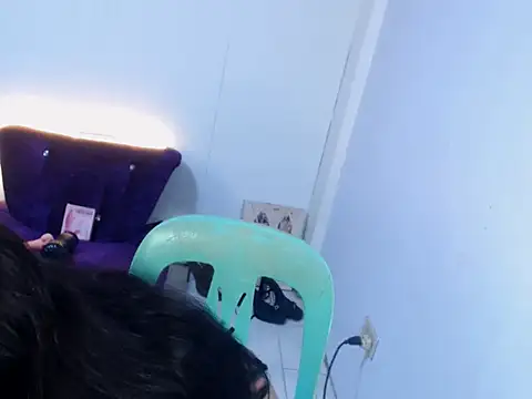 Chatroom XXX en direct de SerenityFoxx