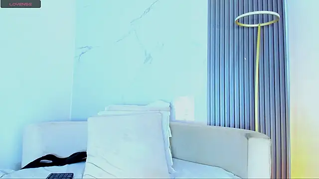 kiaratentation's Live XXX Chat