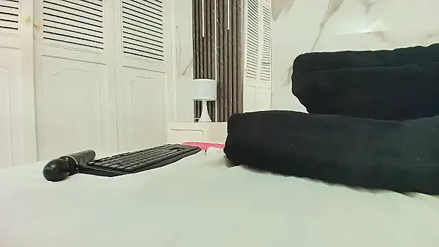 MayaBaker live XXX chat