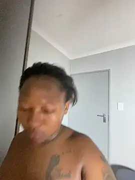 MissLola27 Live XXX Chat