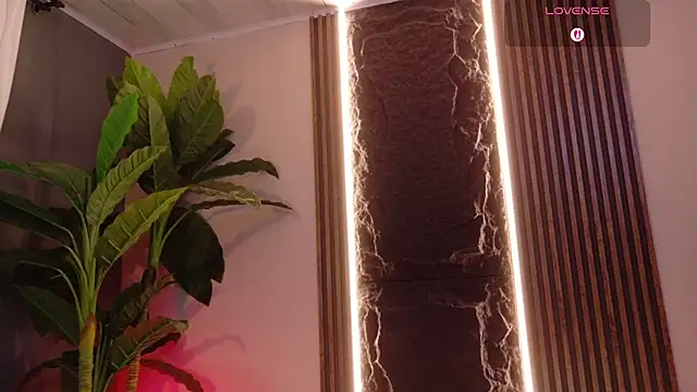 XXX chat uživo modela La_Diabla_111_