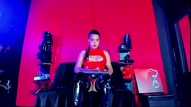 ArtemisaStone's Live XXX Chat