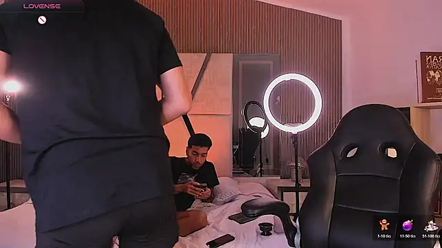 LiamDeep's Live XXX Chat