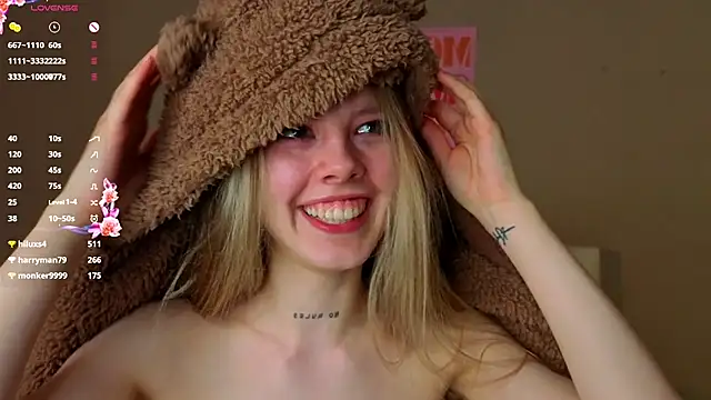 XXX chat uživo modela TiffinyMergist