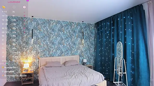 OdellaFrake's Live XXX Chat