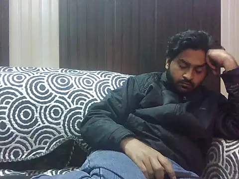 indihotguy's Live XXX Chat