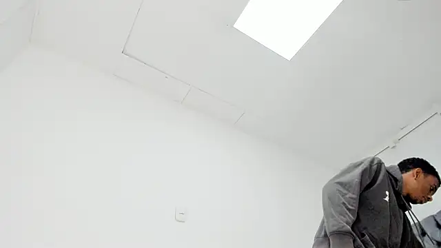 nero_reyd Adlı Modelin Canlı XXX Sohbeti