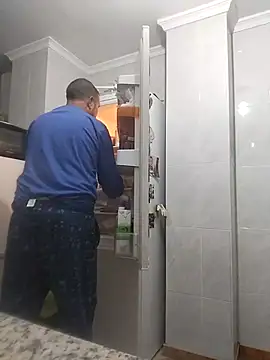 juandi21cm's Live XXX Chat