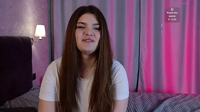 StephanieeMiller's Live XXX Chat