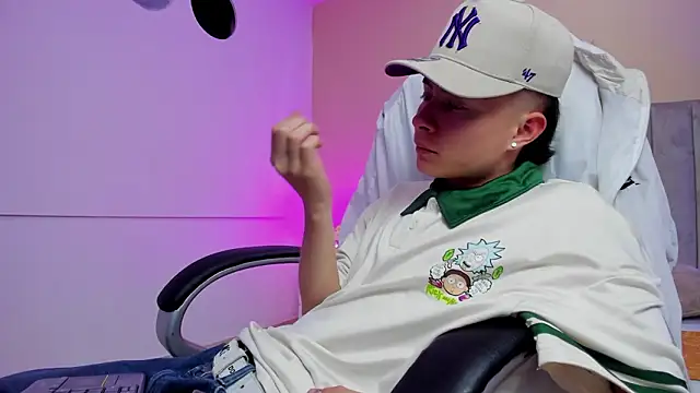 Nascary_Fox's Live XXX Chat