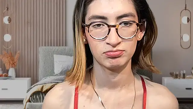 rousseblossom's Live XXX Chat