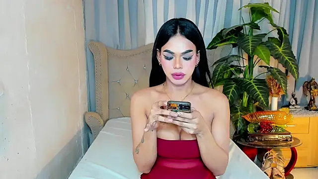 MochaliciousTransOnTop 网络视讯表演