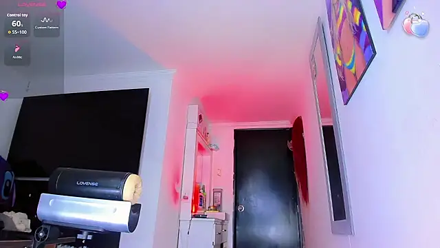 Show modela Thalia_girl21 na web-kameri