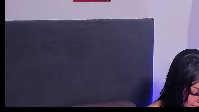 XXX chat uživo modela saramikaelson