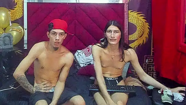 Pride_couple Show Webcam