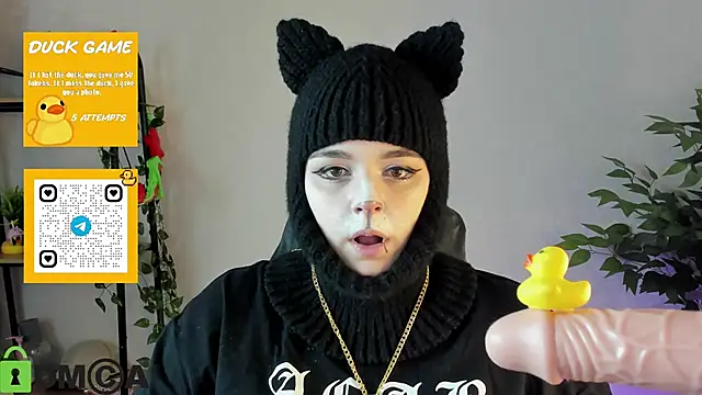 Mia_R0ss Adlı Modelin Canlı XXX Sohbeti