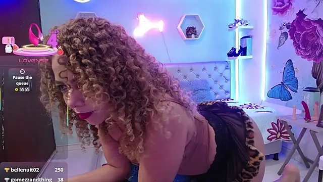 thalia_mills19 웹캠 쇼