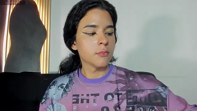 Angel-umbra's Live XXX Chat