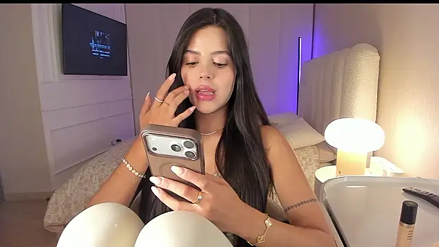 salome__11's Live XXX Chat