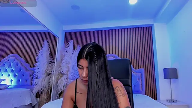 SelenaStonne's Live XXX Chat