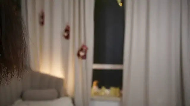 XXX chat uživo modela CindyGarrison