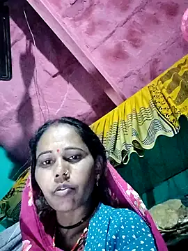 Pooja750's Webcam Show