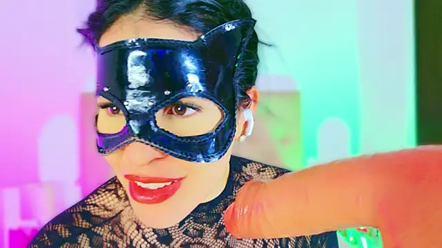 CharlootteEvans 即時 XXX 聊天