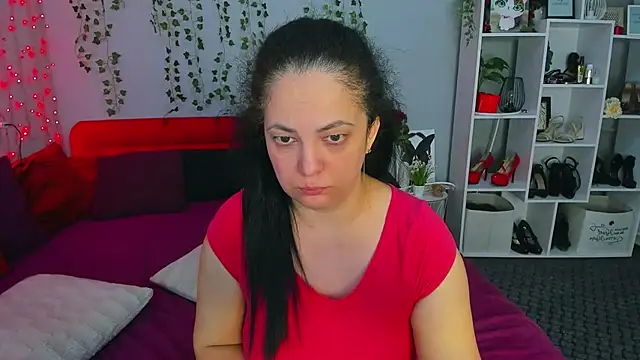 DarlingMilf's Live XXX Chat