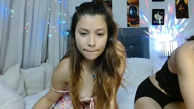 3littleschoolteens Live XXX-chat