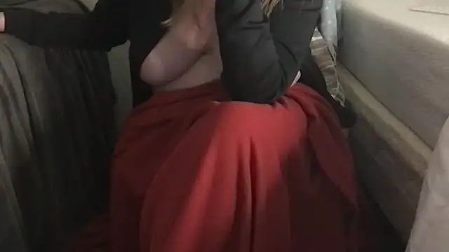 carolineford's Live XXX Chat