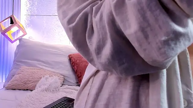 sarah_salis_'s Live XXX Chat