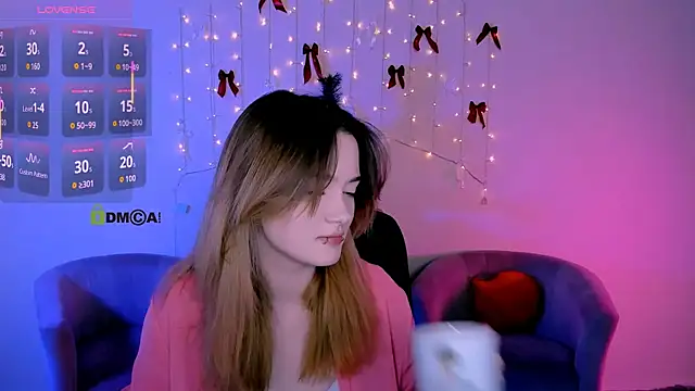 liana_kisses Adlı Modelin Canlı XXX Sohbeti