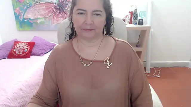 leonela_69 Show Webcam