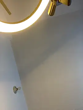 PrettyAmber: онлайн-секс-чат