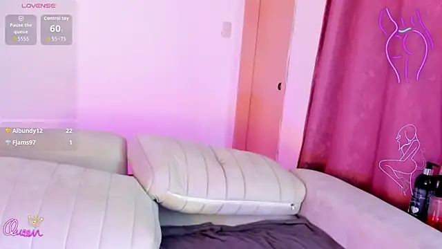 Chat XXX en directo de Mia-Bloom