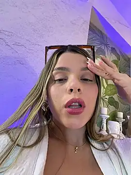 Chat +18 de Ninakravis ao vivo