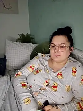 Saucy-Serenity Live XXX Chat